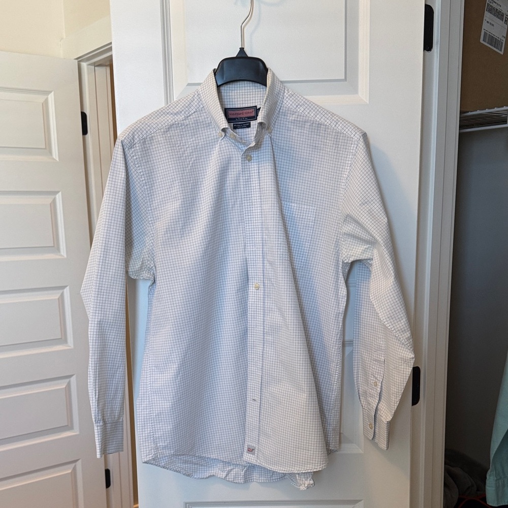 Vineyard Vines White and Gray Checkered Shirt